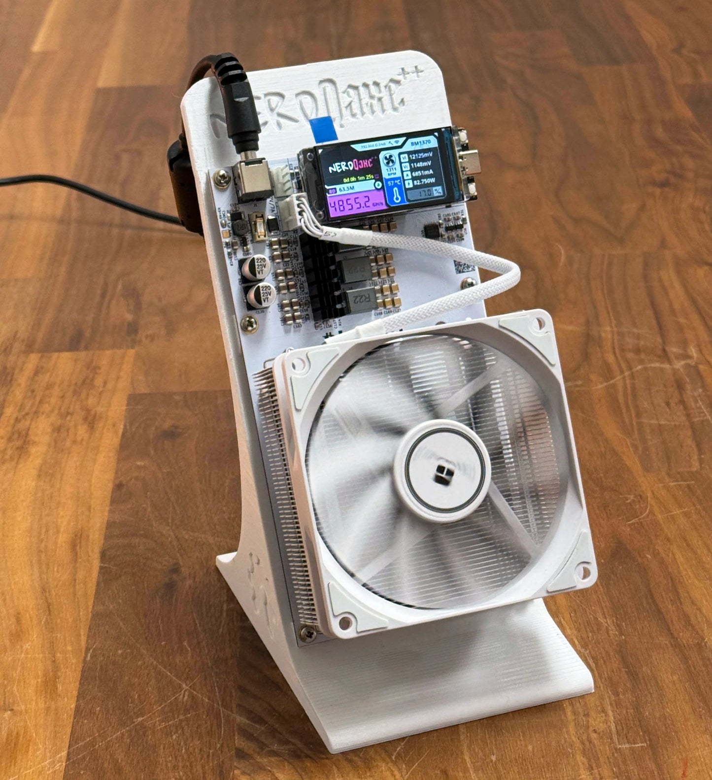 NerdQaxe++ 4.8-6TH/s Multi-Chip BTC Miner